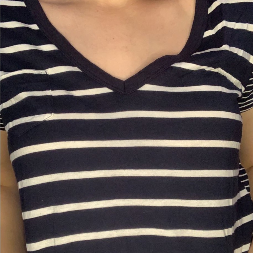V-neck T-shirt